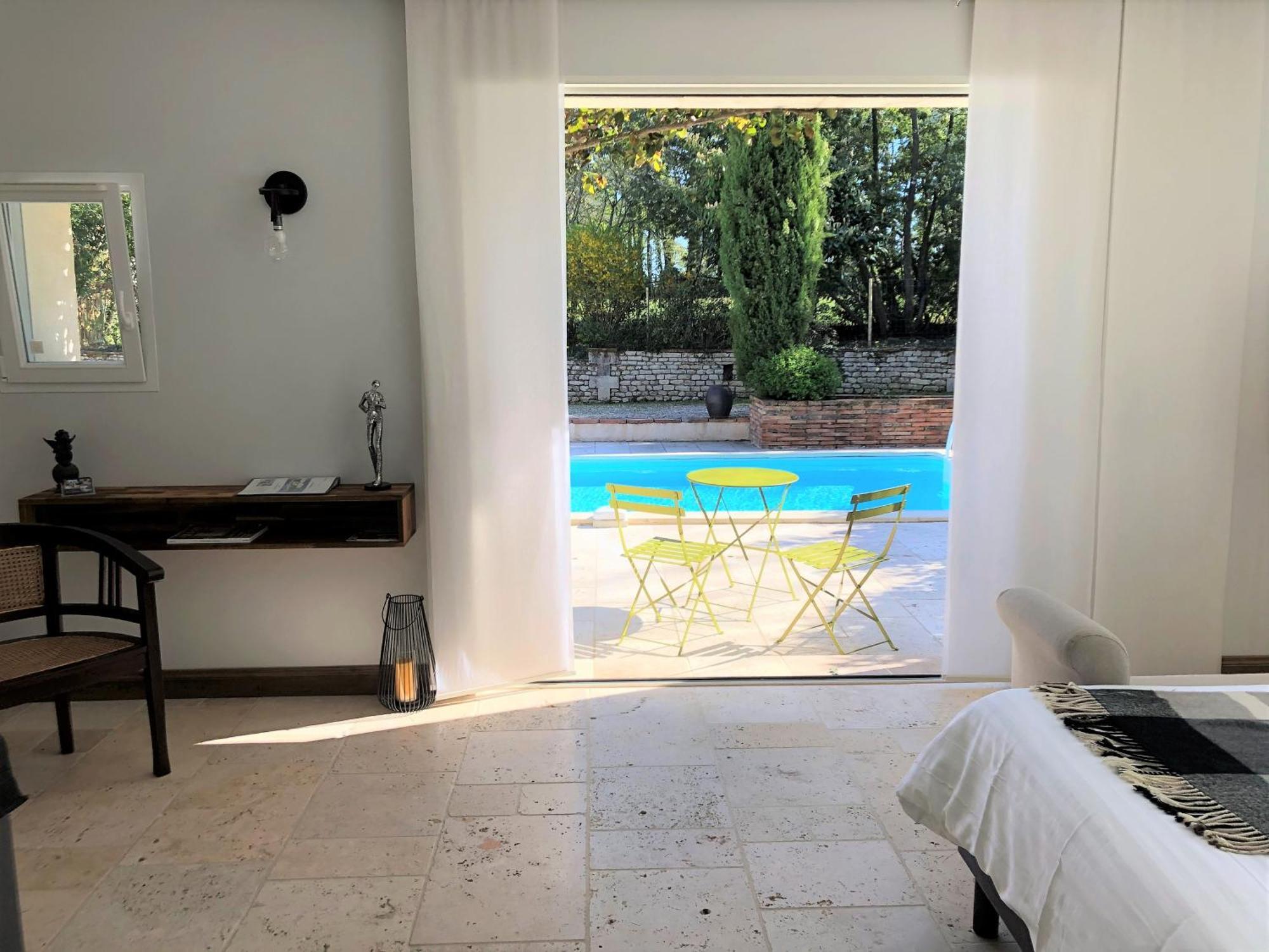 Le Logis De La Brumanderie - Saintes Fontcouverte  Номер фото